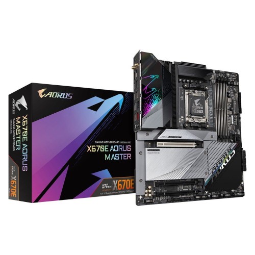 Материнська плата GIGABYTE X670E AORUS MASTER