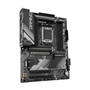 Материнська плата GIGABYTE B650 GAMING X