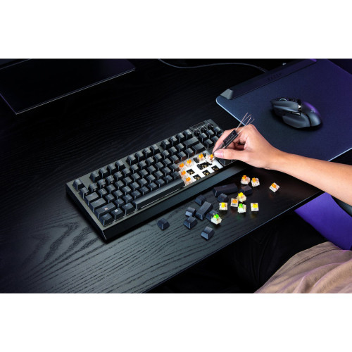 Клавіатура Razer BlackWidow V4 Low-Profile TKL Wireless/Bluetooth/USB Yellow switch UA Black (RZ03-05450100-R3M1) Клавіатура Razer BlackWidow V4 Low-Profile TKL Wireless/Bluetooth/USB Yellow switch UA Black (RZ03-05450100-R3M1)