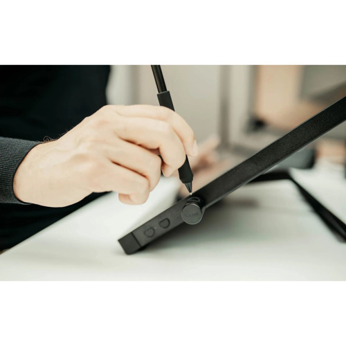 Графічний планшет Wacom Cintiq 24 (2025) (DTK246K0B)