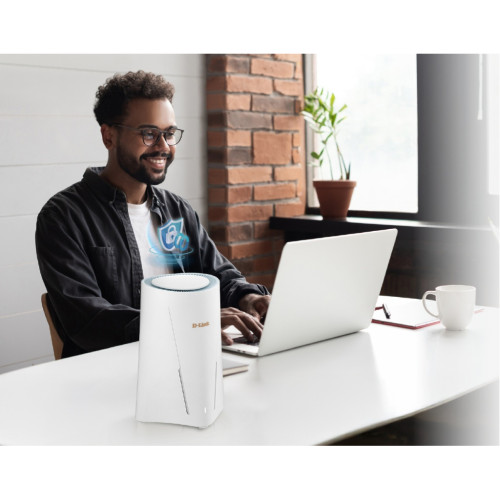 Маршрутизатор D-Link DBR-560 Маршрутизатор D-Link DBR-560