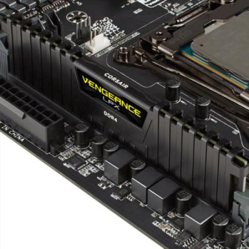 Модуль памяті для компютера DDR4 8GB 2400 MHz Vengeance LPX Black Corsair (CMK8GX4M1A2400C16)