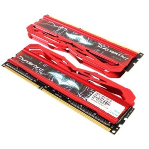 Модуль памяті для компютера DDR3 8GB (2x4GB) 2400 MHz Thunderbird Series-Red Apacer (DK.08GAT.KA8K2)