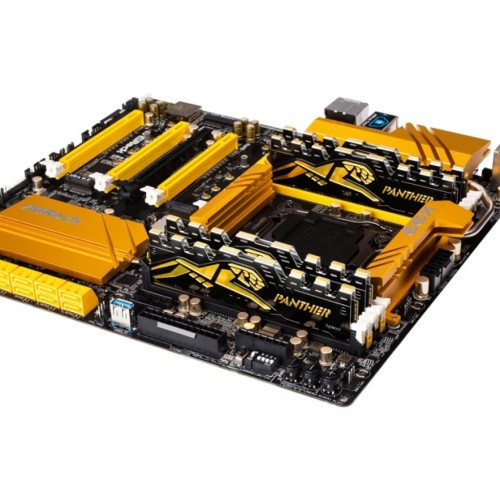 Модуль памяті для компютера DDR4 8GB 3000 MHz Panther Golden Apacer (EK.08G2Z.GJC)