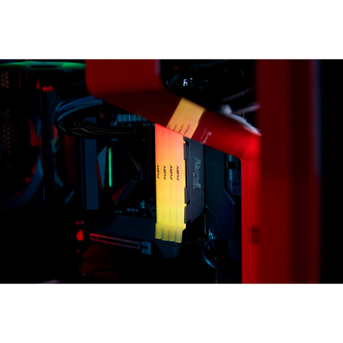 Модуль пам'яті для комп'ютера DDR4 32GB 3600 MHz Renegade RGB Kingston Fury (ex.HyperX) (KF436C18RB2A/32)