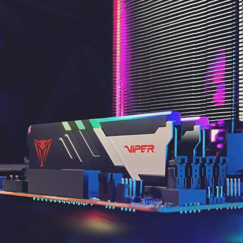 Модуль пам'яті для комп'ютера DDR5 32GB (2x16GB) 6000 MHz Viper Venom RGB Patriot (PVVR532G600C30K)