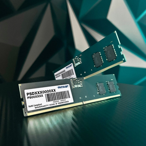 Модуль пам'яті для комп'ютера DDR5 8GB 5200 MHz Signature Line Patriot (PSD58G520041)