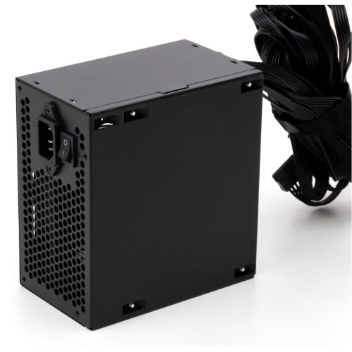 Блок живлення Vinga 750W (VPS-750P1) Блок живлення Vinga 750W (VPS-750P1)