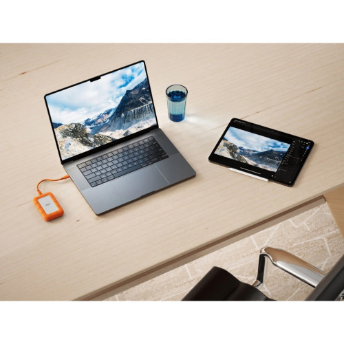 Накопичувач SSD USB Type-C 1TB Rugged LaCie (STND1000400) Накопичувач SSD USB Type-C 1TB Rugged LaCie (STND1000400)