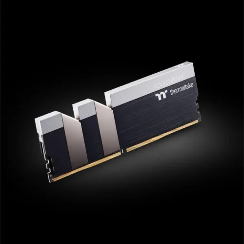 Модуль памяті для компютера DDR4 16GB (2x8GB) 3200 MHz Toughram Black ThermalTake (R017D408GX2-3200C16A)